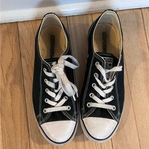Black Converse extra-low tops